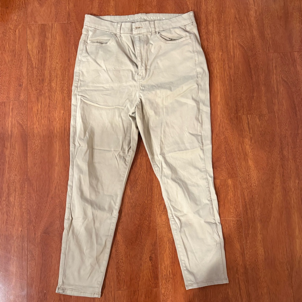American Eagle Outfitters Tan Curvy Hi-Rise Jeggings